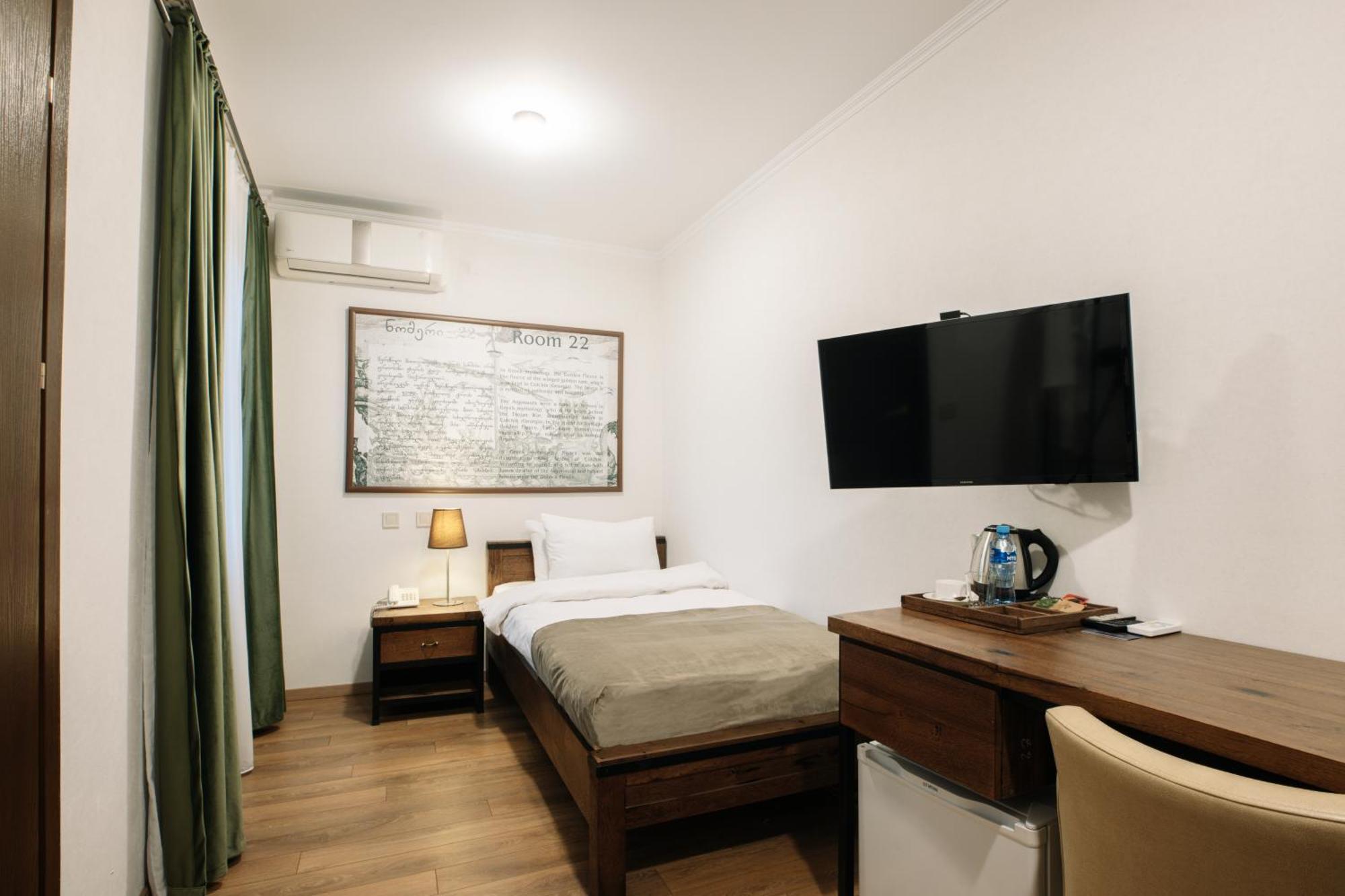 Citadel Narikala 4*